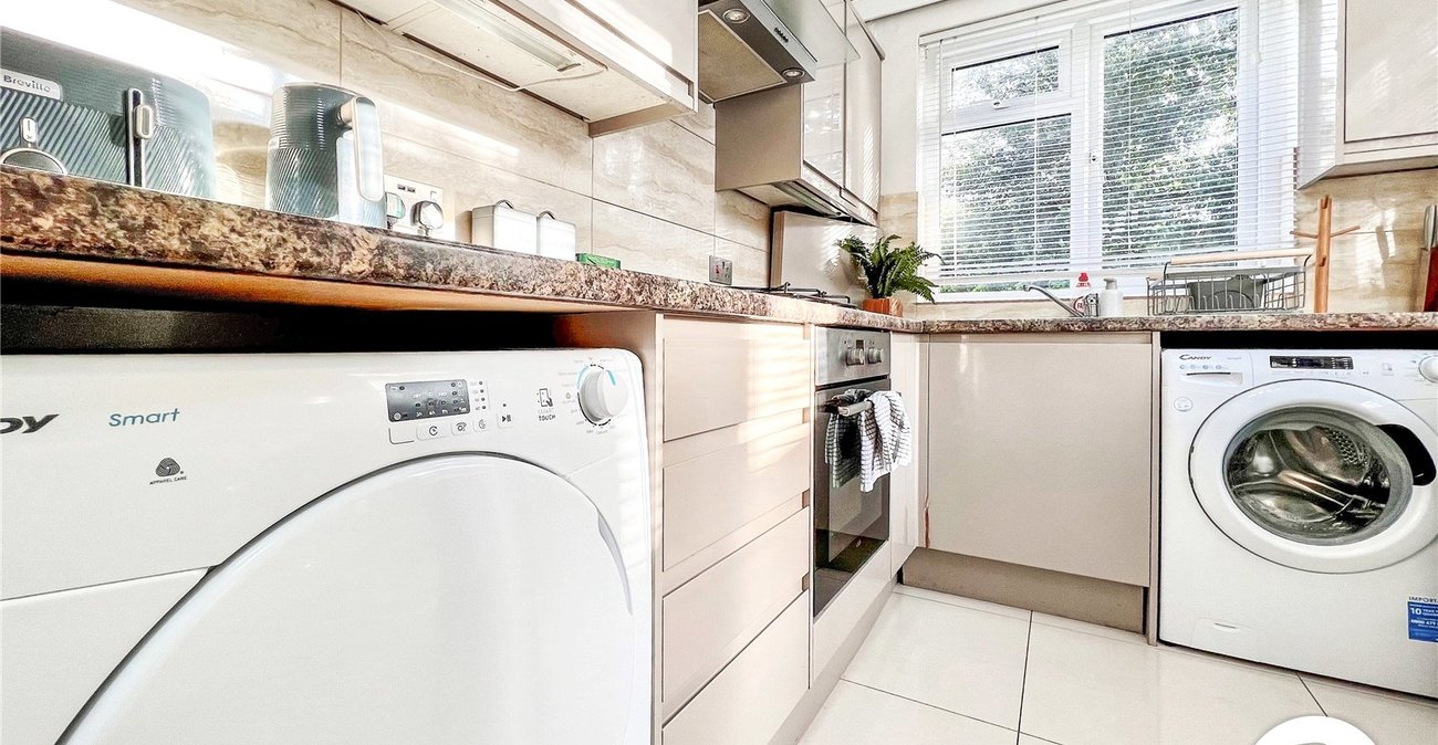 3 bedroom property to rent in Bexleyheath | Robinson Jackson