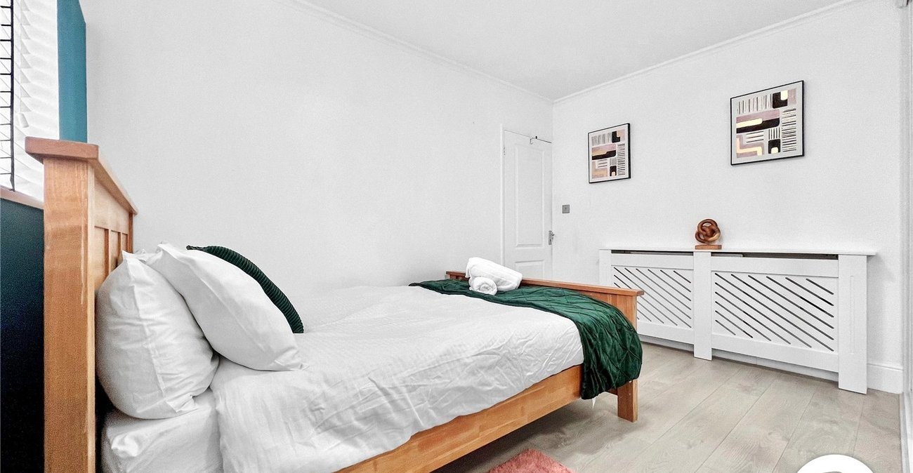 3 bedroom property to rent in Bexleyheath | Robinson Jackson