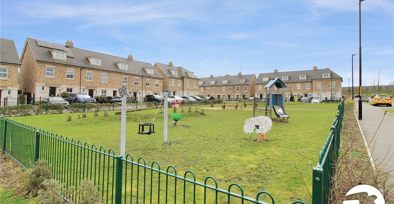 3 bedroom house to rent in Weldon | Robinson Michael & Jackson