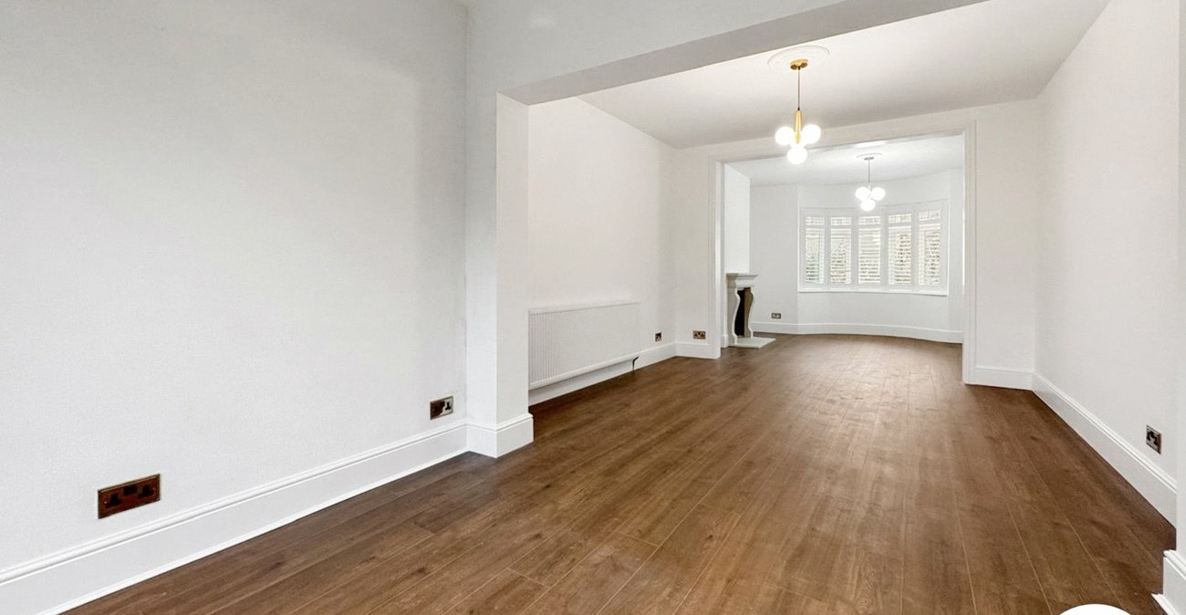 4 bedroom house to rent in Welling | 