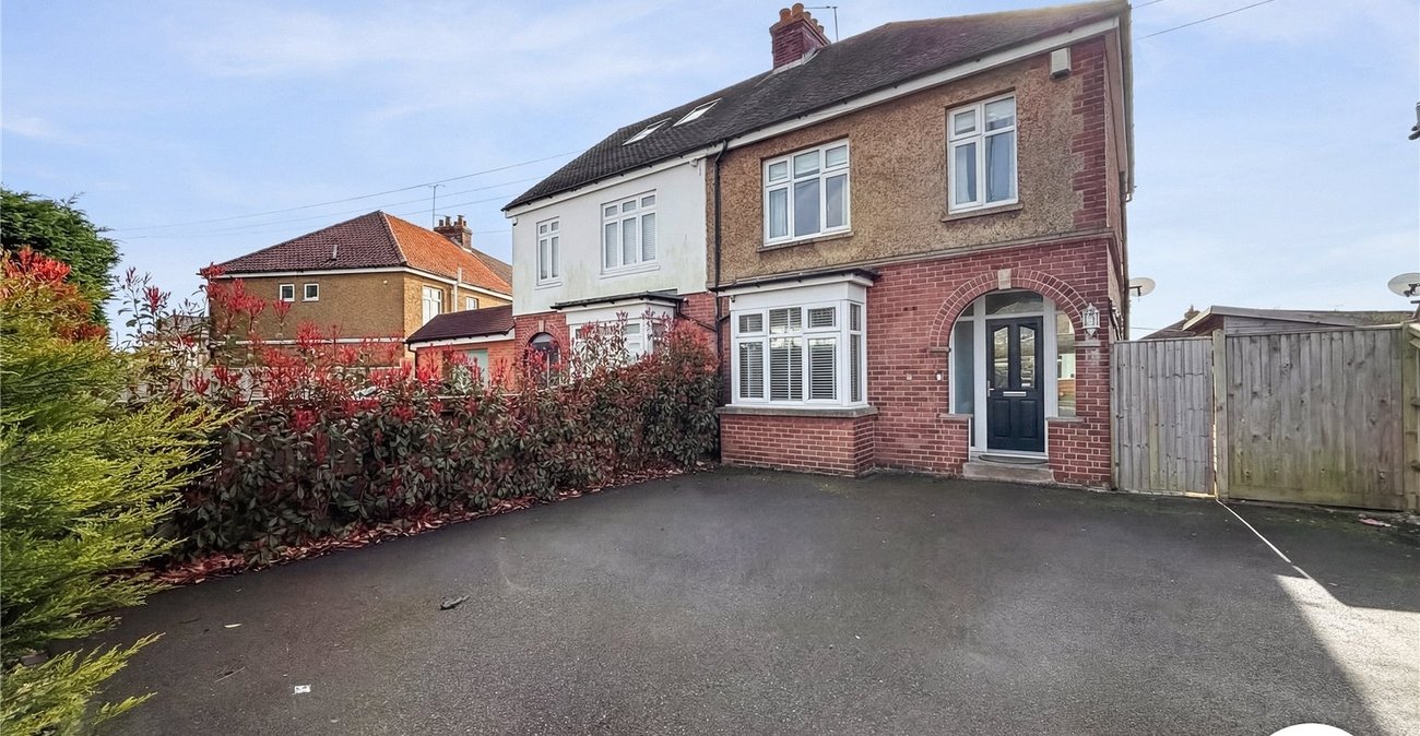 3 bedroom house to rent in Maidstone | Robinson Michael & Jackson