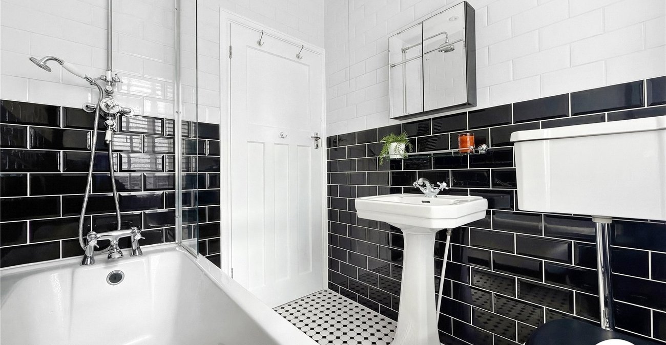 3 bedroom house to rent in Maidstone | Robinson Michael & Jackson