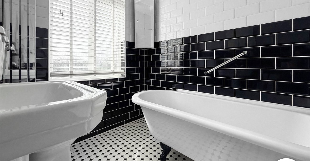 3 bedroom house to rent in Maidstone | Robinson Michael & Jackson