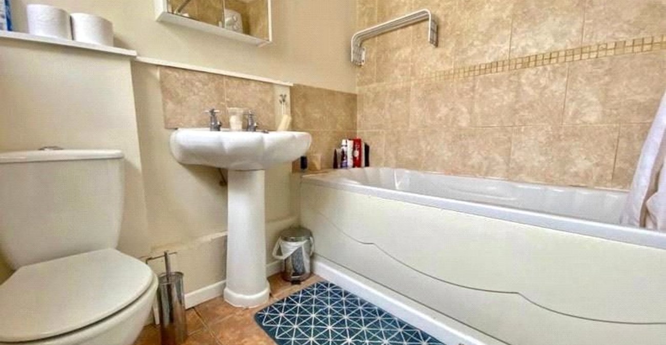 1 bedroom property to rent in Sittingbourne | Robinson Michael & Jackson