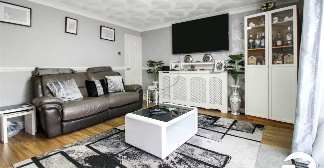 3 bedroom house to rent in Northfleet | Robinson Michael & Jackson