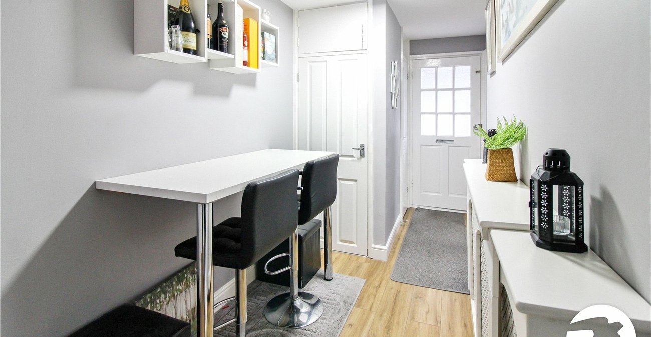 3 bedroom house to rent in Northfleet | Robinson Michael & Jackson