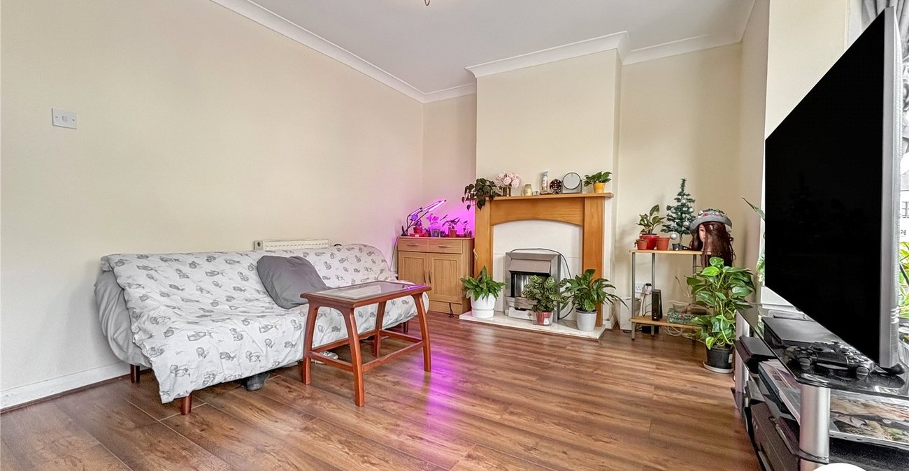 2 bedroom house to rent in Gillingham | Robinson Michael & Jackson