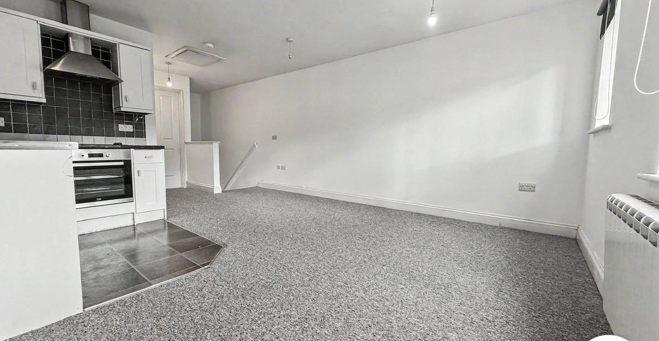 1 bedroom property to rent in Gillingham | Robinson Michael & Jackson