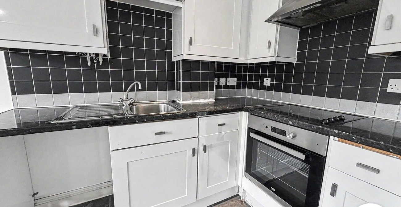 1 bedroom property to rent in Gillingham | Robinson Michael & Jackson