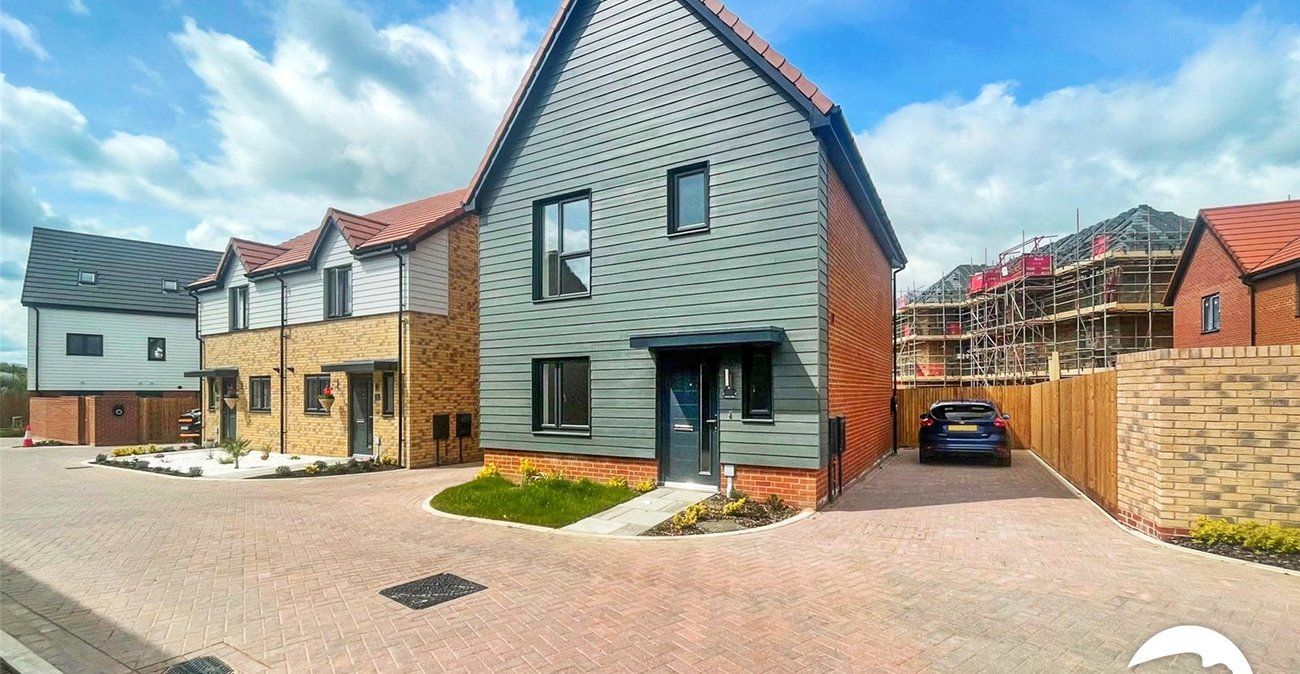 3 bedroom house to rent in Faversham | Robinson Michael & Jackson