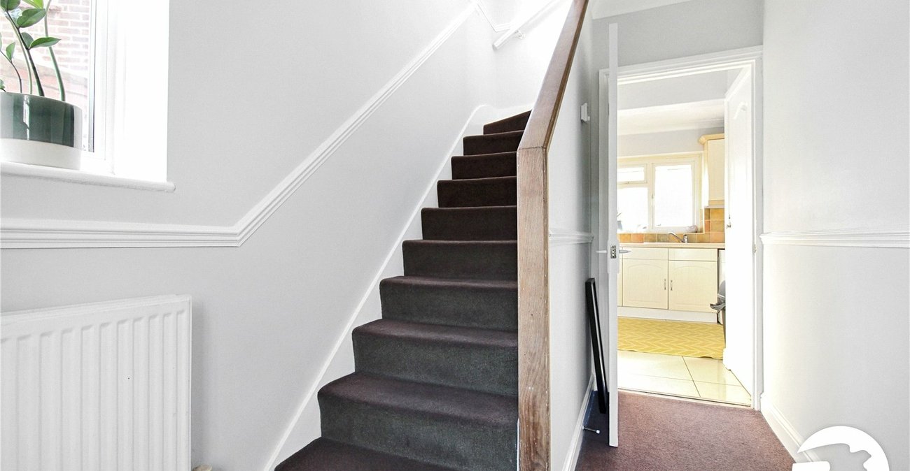 3 bedroom house to rent in Swanscombe | Robinson Michael & Jackson