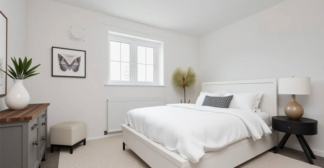 2 bedroom property to rent in Langley | Robinson Michael & Jackson