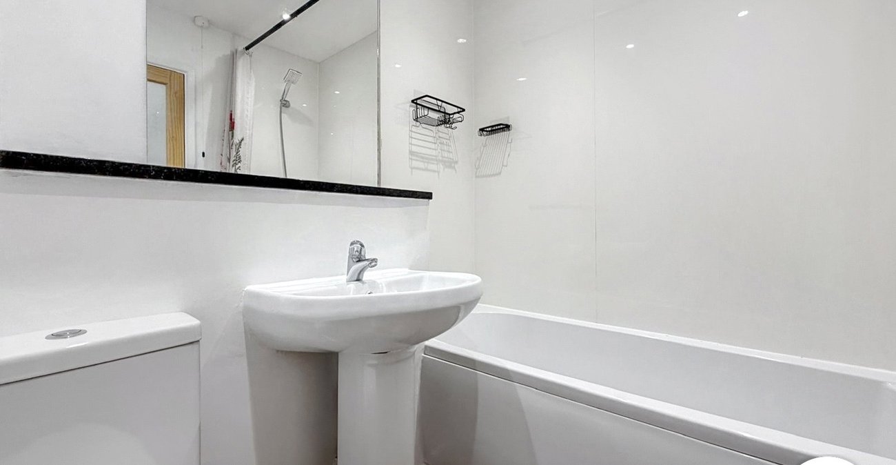 1 bedroom property to rent in London | 