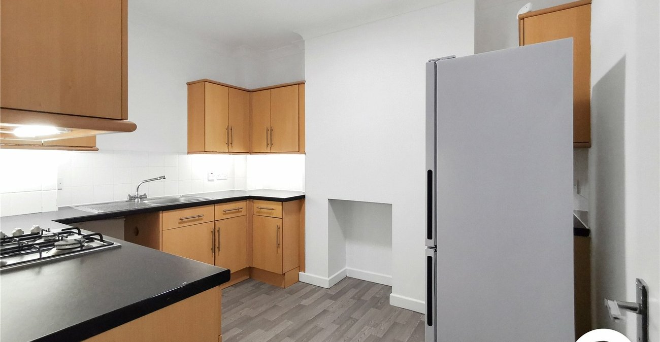 2 bedroom property to rent in Bexleyheath | Robinson Jackson