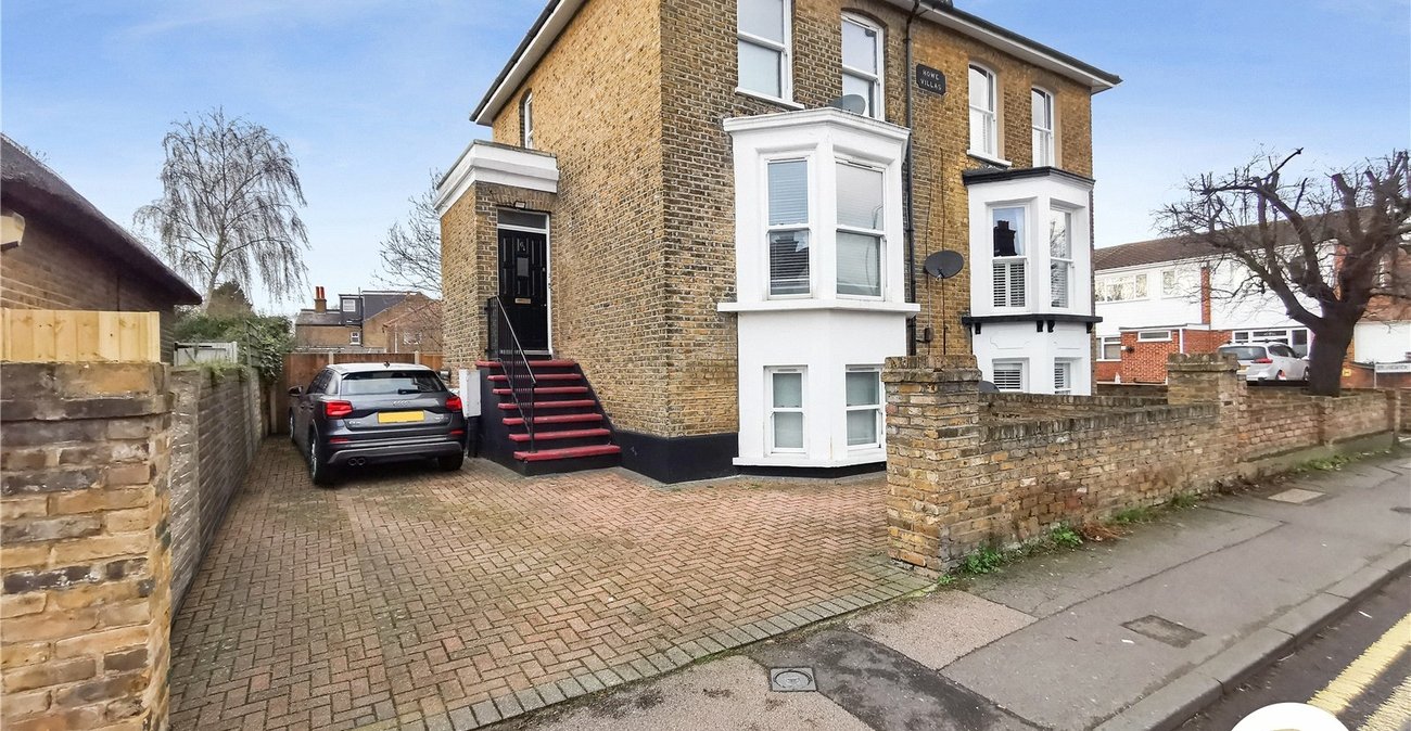 2 bedroom property to rent in Bexleyheath | Robinson Jackson