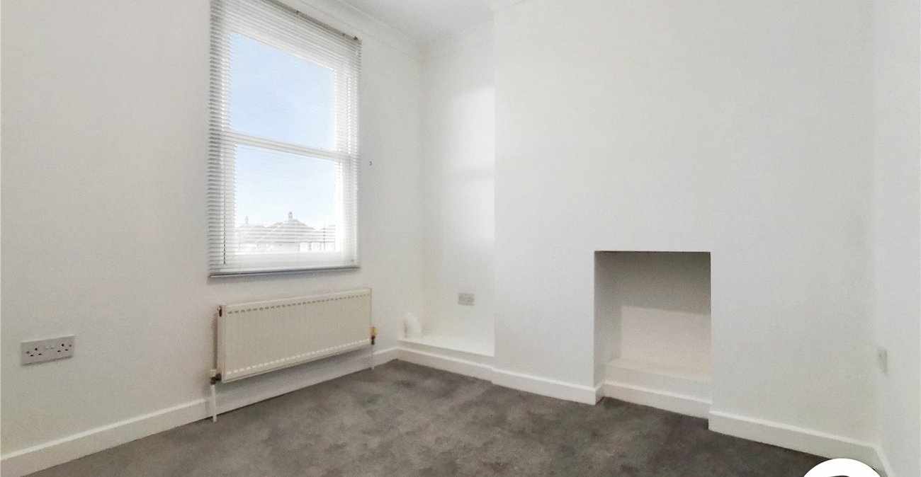 2 bedroom property to rent in Bexleyheath | Robinson Jackson