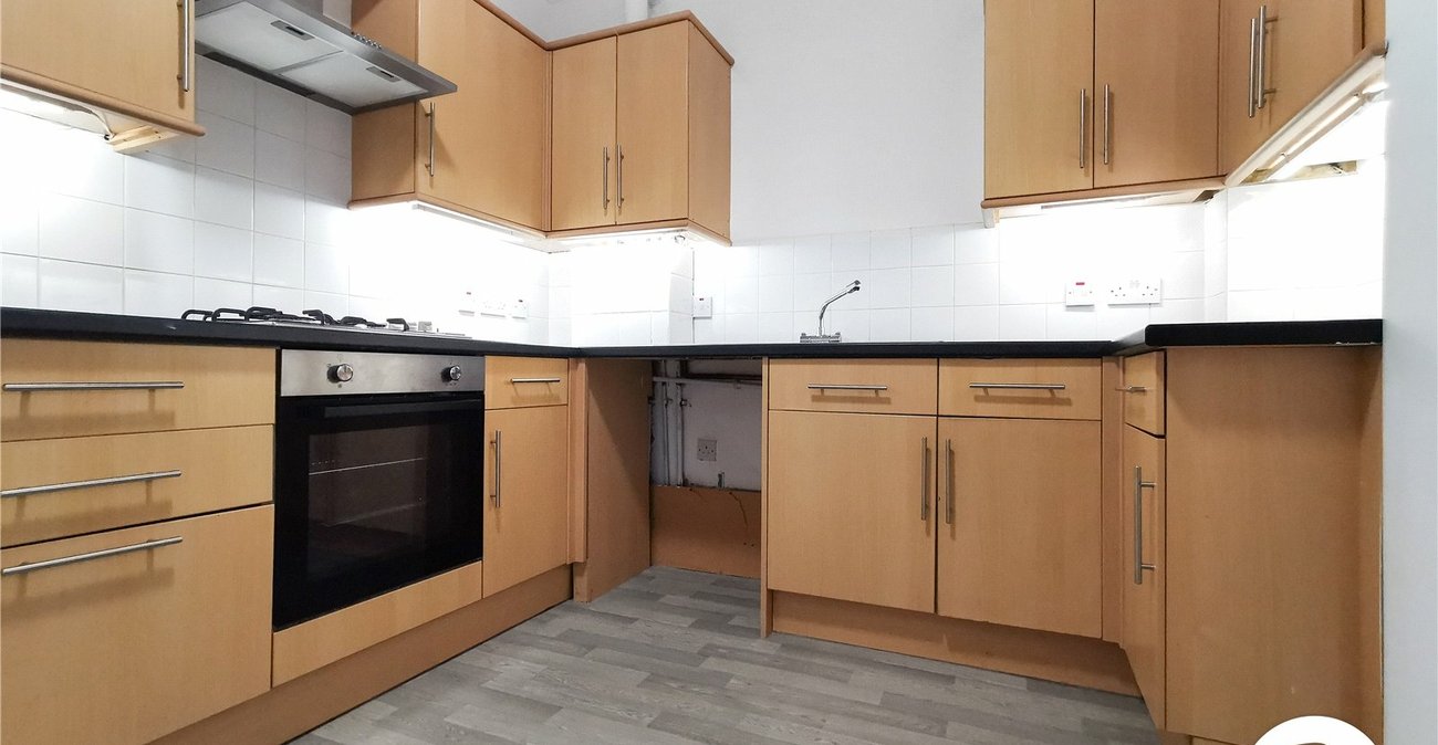 2 bedroom property to rent in Bexleyheath | Robinson Jackson