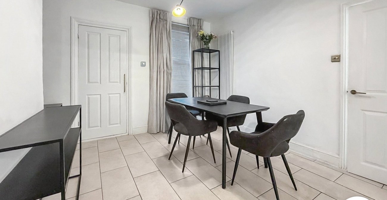 3 bedroom house to rent in Gillingham | Robinson Michael & Jackson