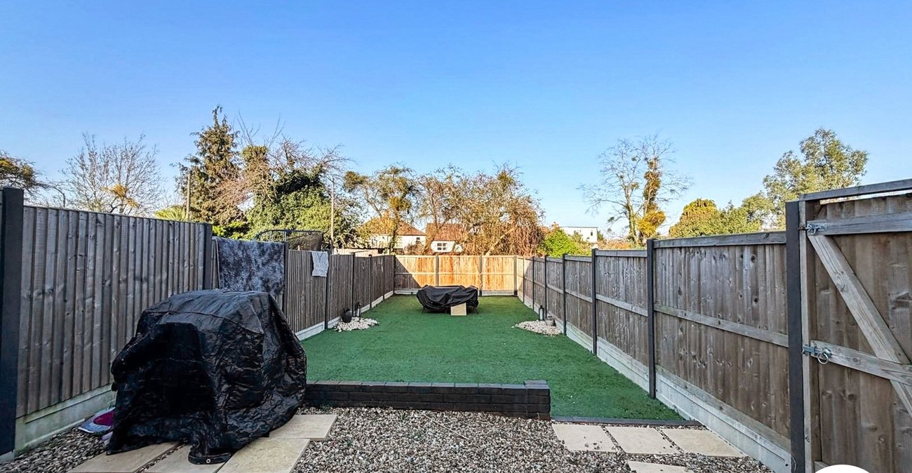 3 bedroom house to rent in Gillingham | Robinson Michael & Jackson