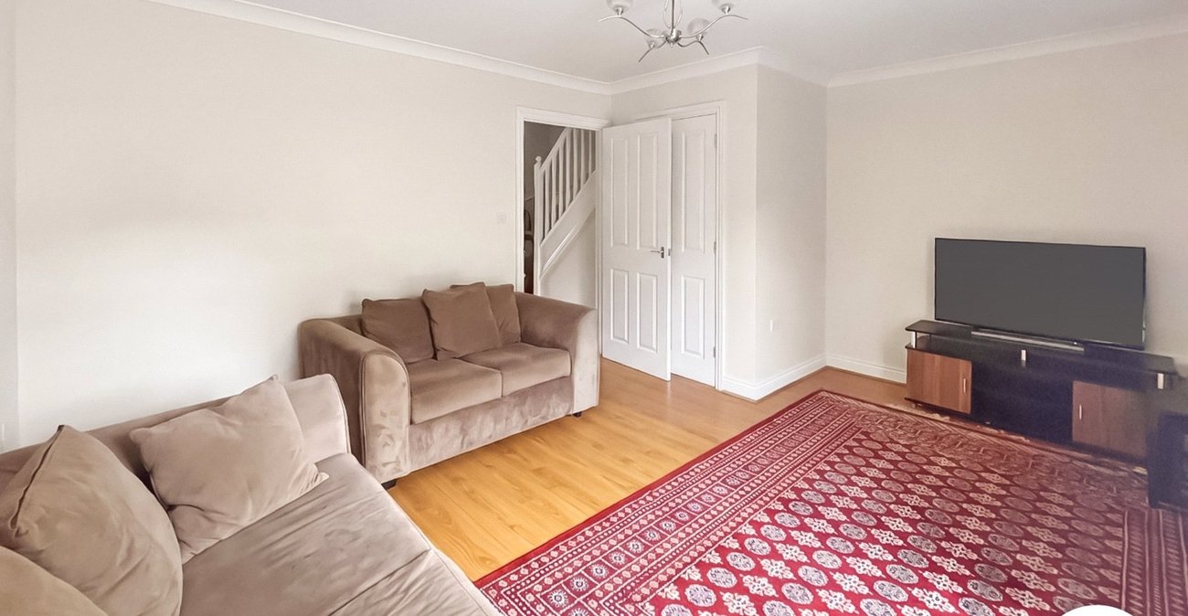 3 bedroom house to rent in Dartford | Robinson Jackson
