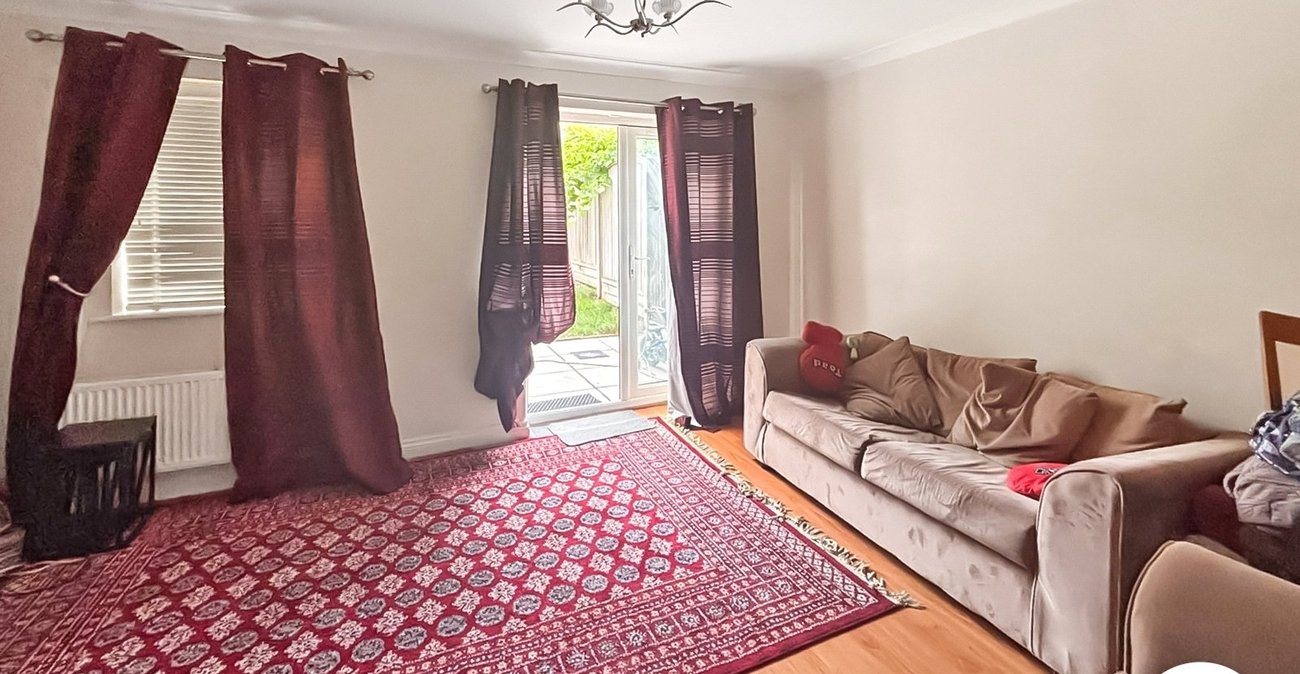 3 bedroom house to rent in Dartford | Robinson Jackson