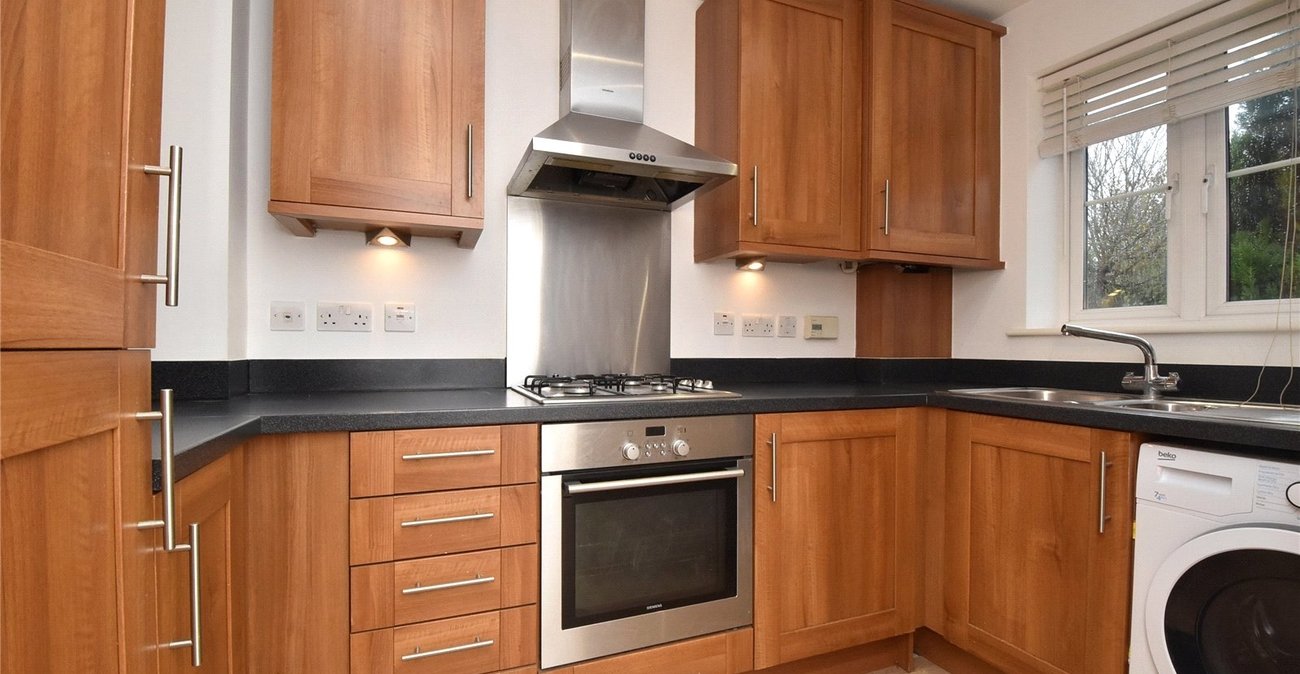 2 bedroom house to rent in West Dartford | Robinson Jackson