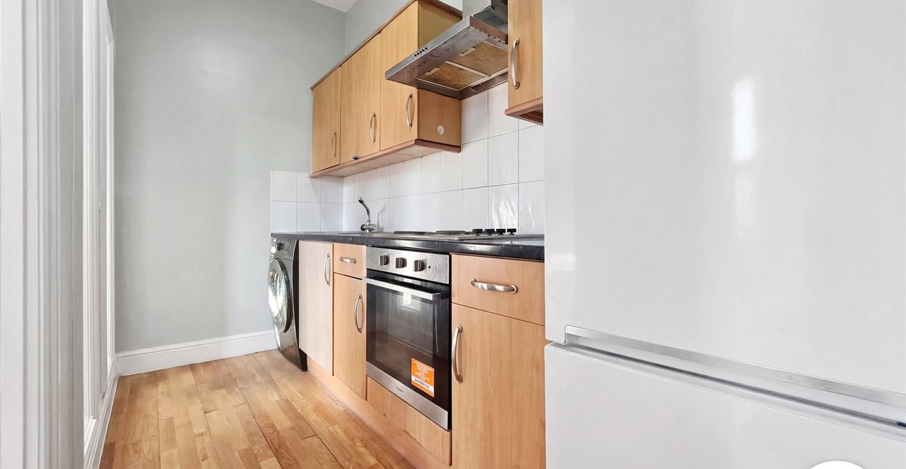 1 bedroom property to rent in London | Robinson Jackson