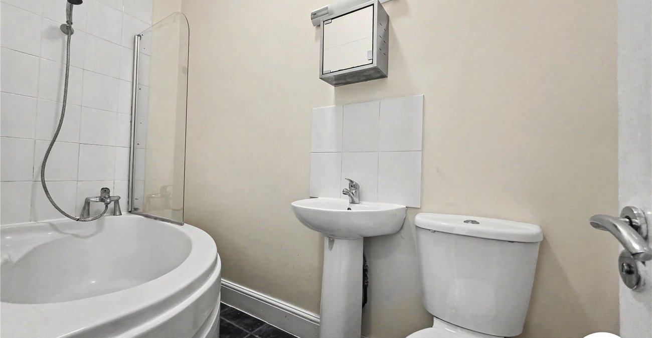 1 bedroom property to rent in London | Robinson Jackson