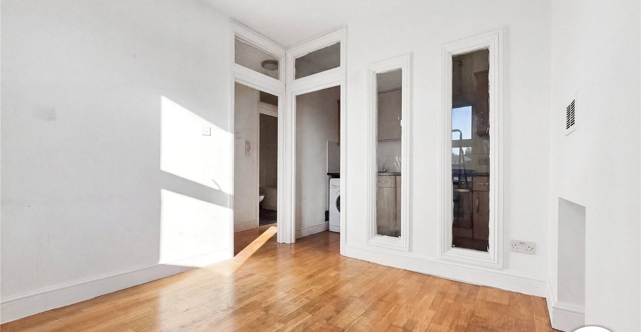 1 bedroom property to rent in London | Robinson Jackson