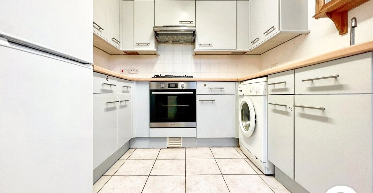 3 bedroom house to rent in London | 