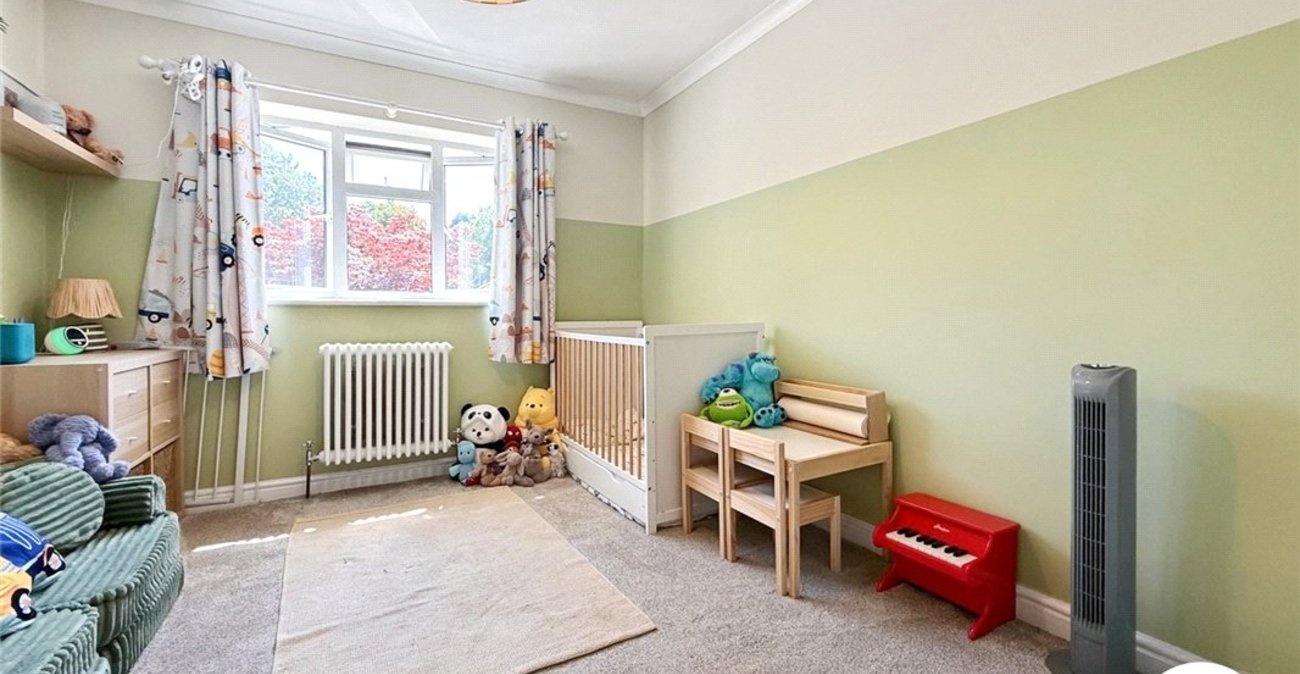4 bedroom house to rent in Orpington | Robinson Jackson