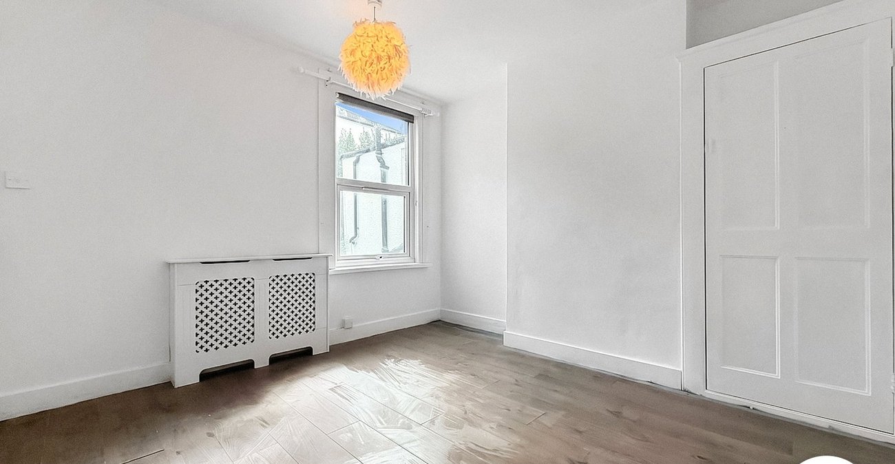 3 bedroom house to rent in London | 