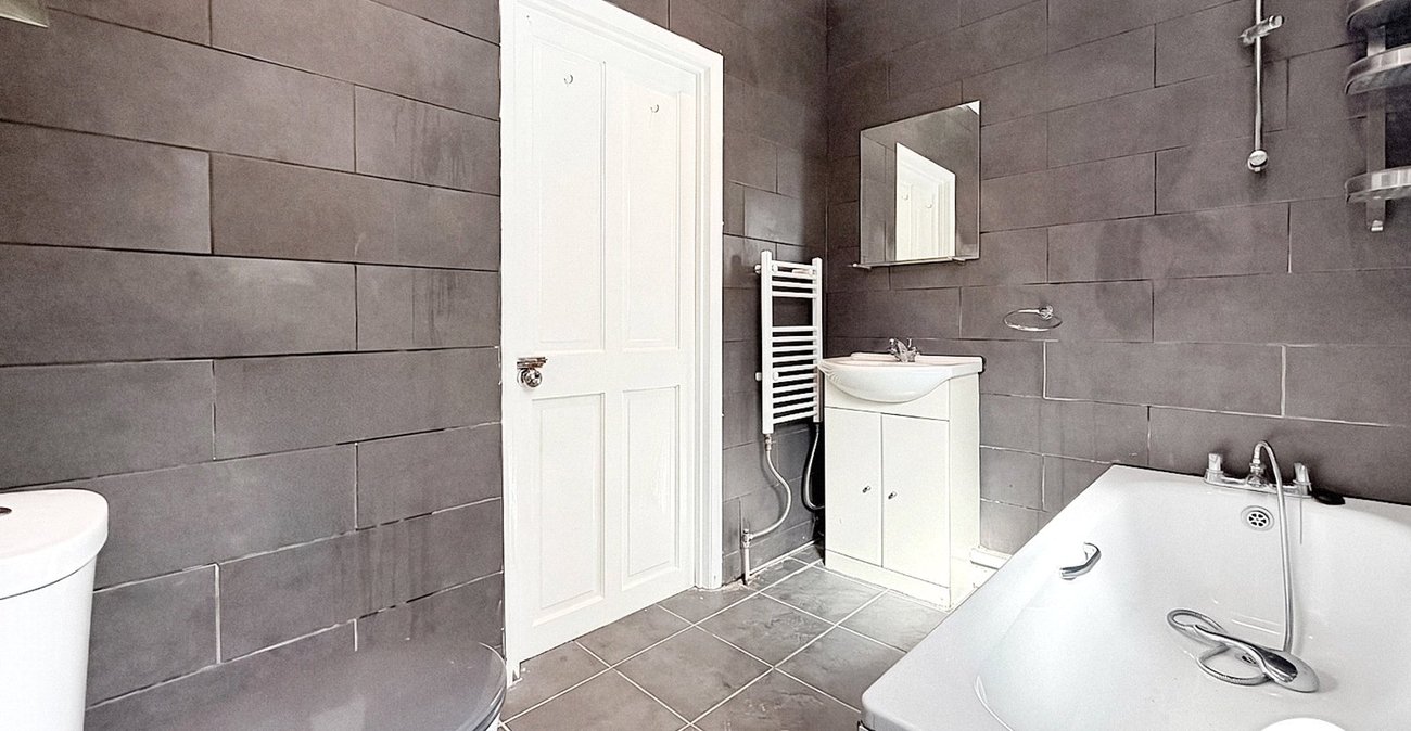 3 bedroom house to rent in London | 