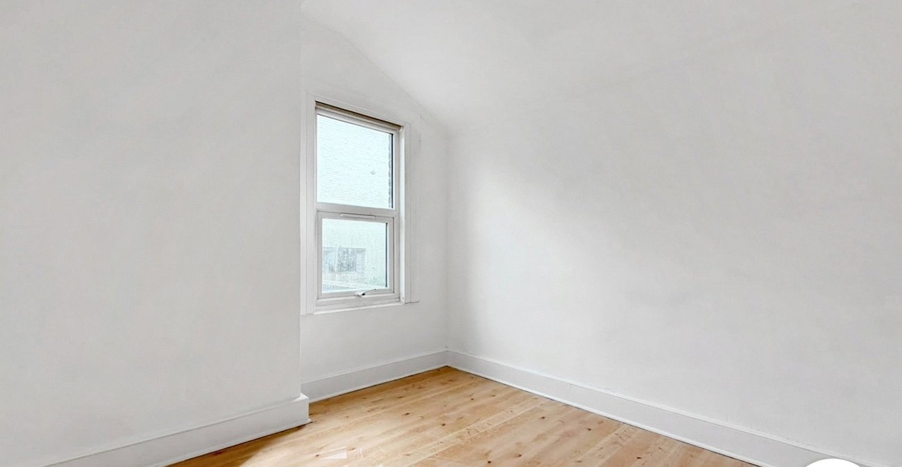 3 bedroom house to rent in London | 