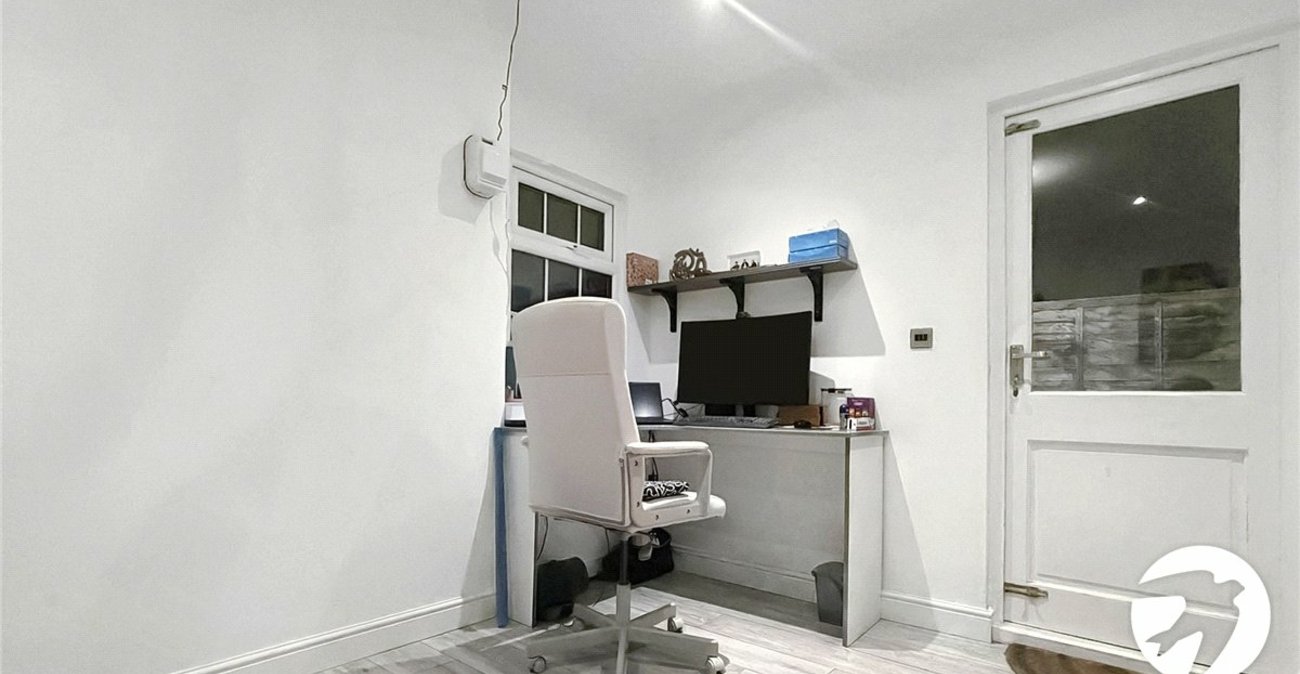 3 bedroom house to rent in Orpington | Robinson Jackson