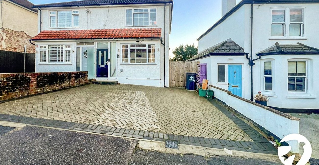 3 bedroom house to rent in Orpington | Robinson Jackson