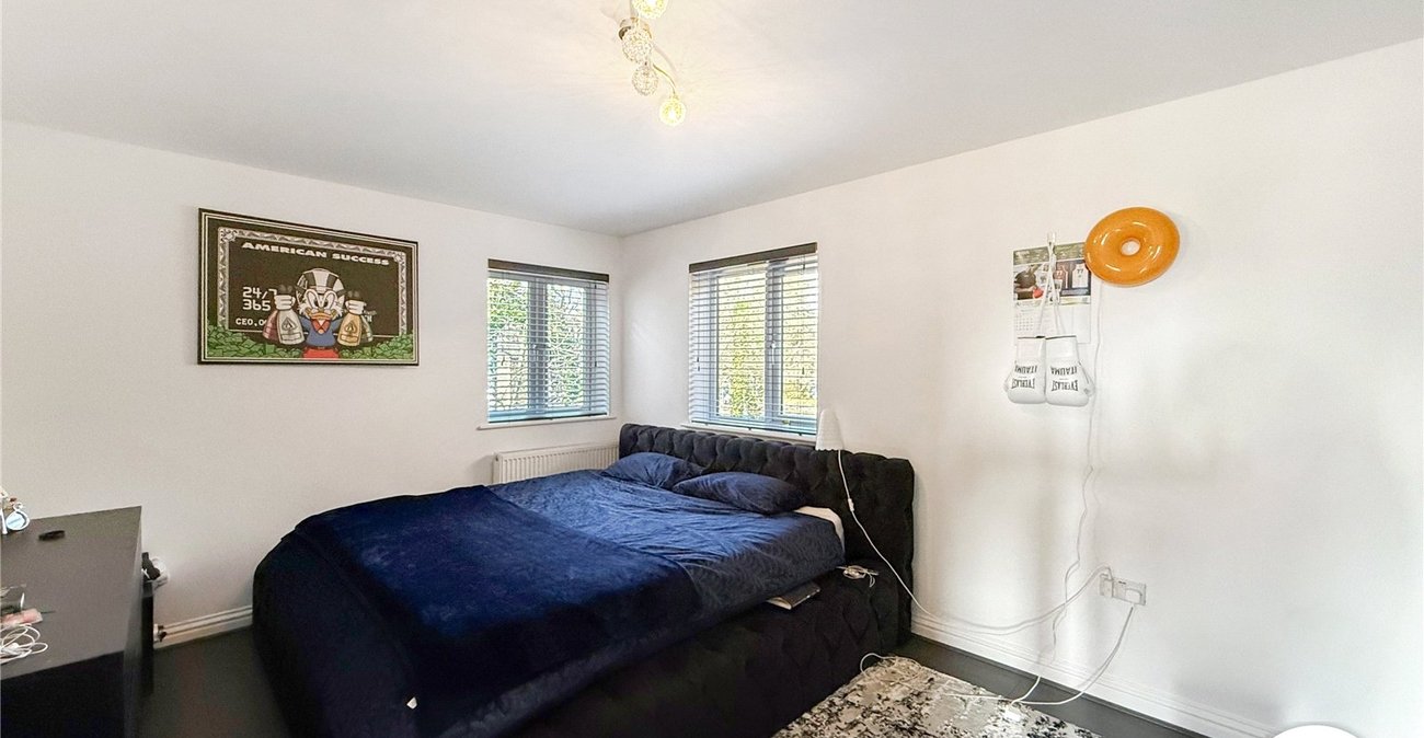 5 bedroom house to rent in Chatham | Robinson Michael & Jackson