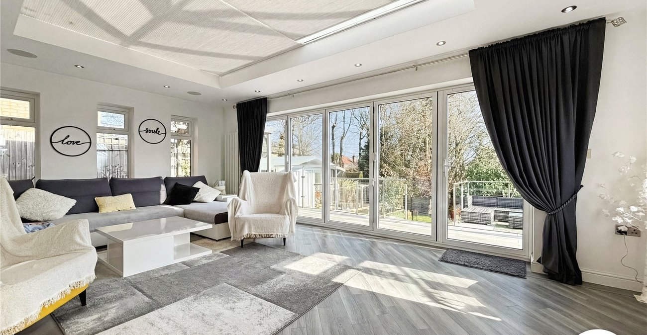 5 bedroom house to rent in Chatham | Robinson Michael & Jackson