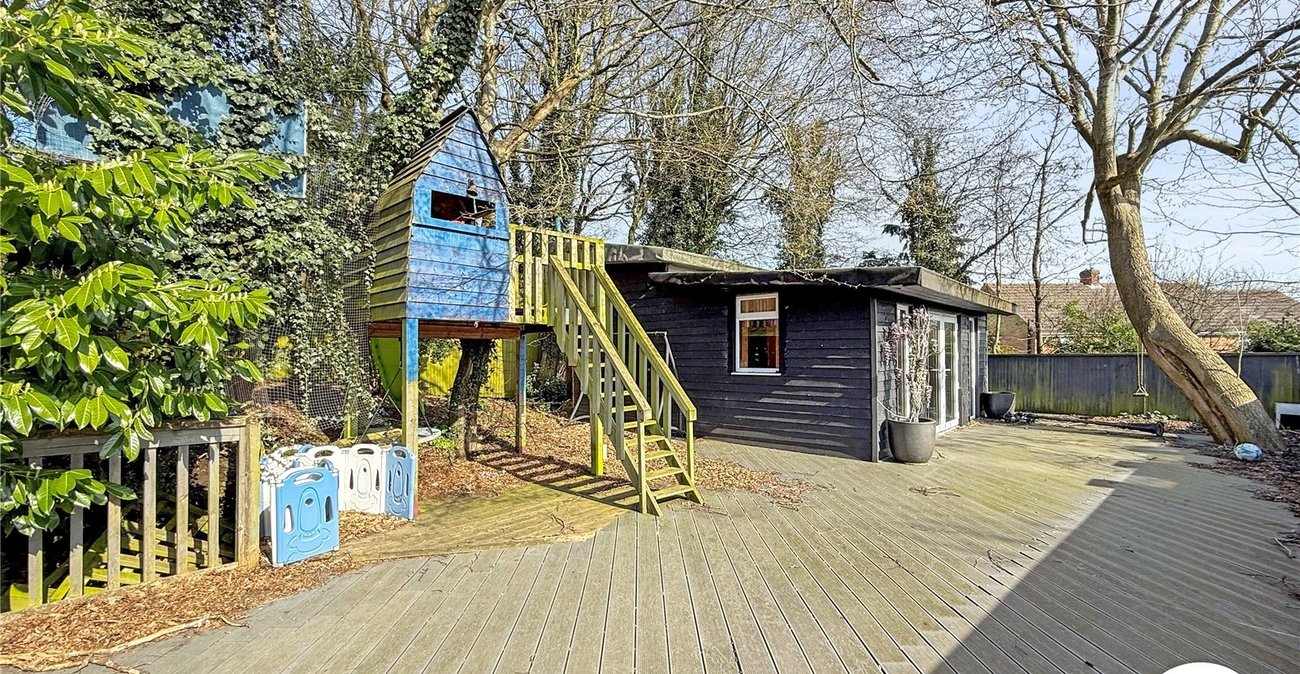 5 bedroom house to rent in Chatham | Robinson Michael & Jackson