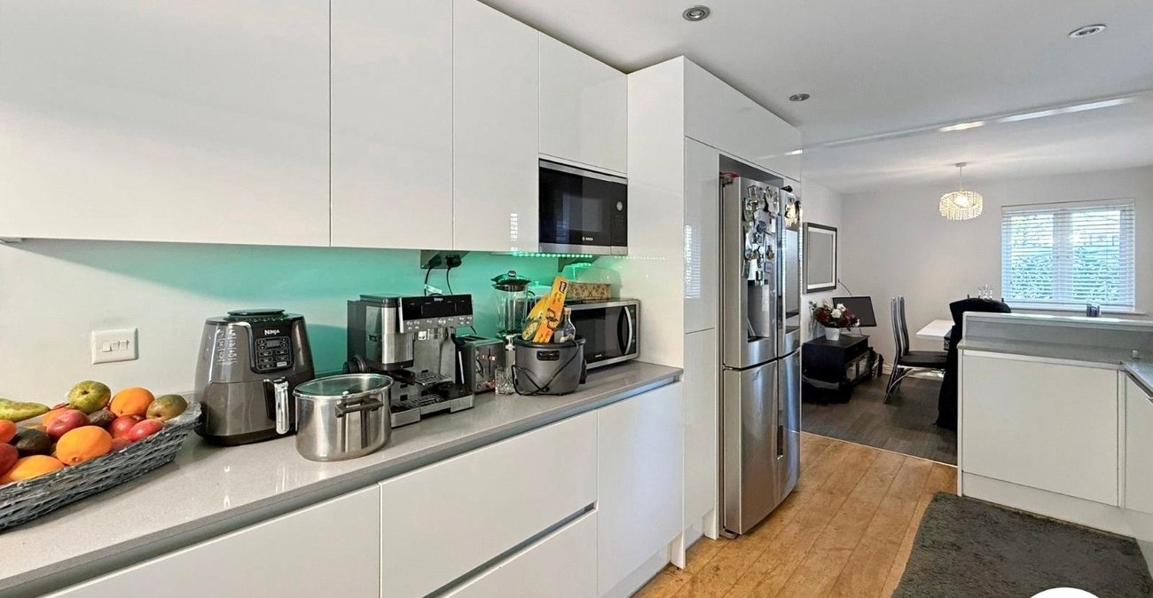 5 bedroom house to rent in Chatham | Robinson Michael & Jackson