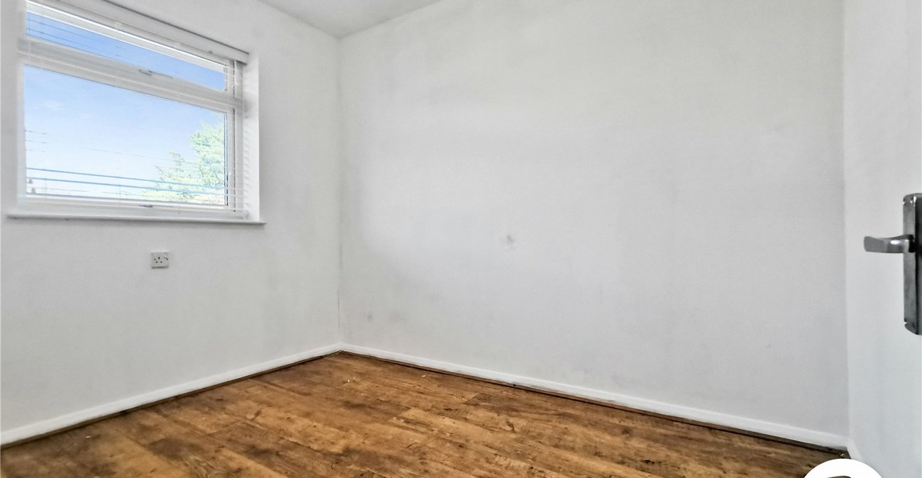 2 bedroom house to rent in Erith | Robinson Jackson