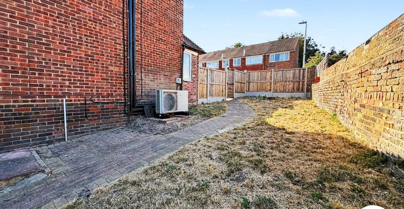 2 bedroom house to rent in Sittingbourne | Robinson Michael & Jackson