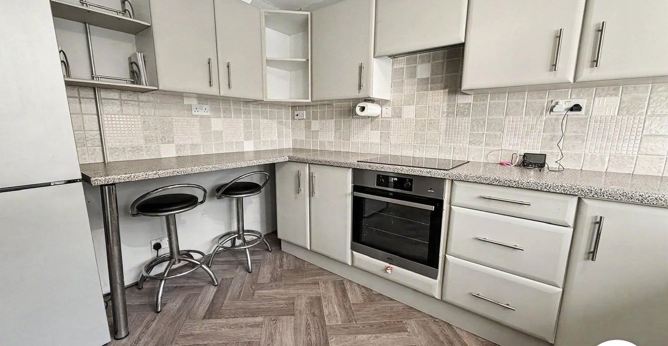 2 bedroom house to rent in Sittingbourne | Robinson Michael & Jackson