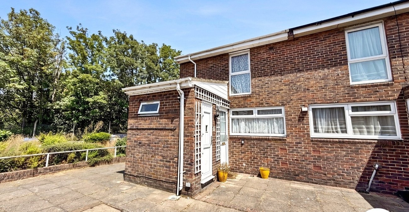 3 bedroom house to rent in London | 