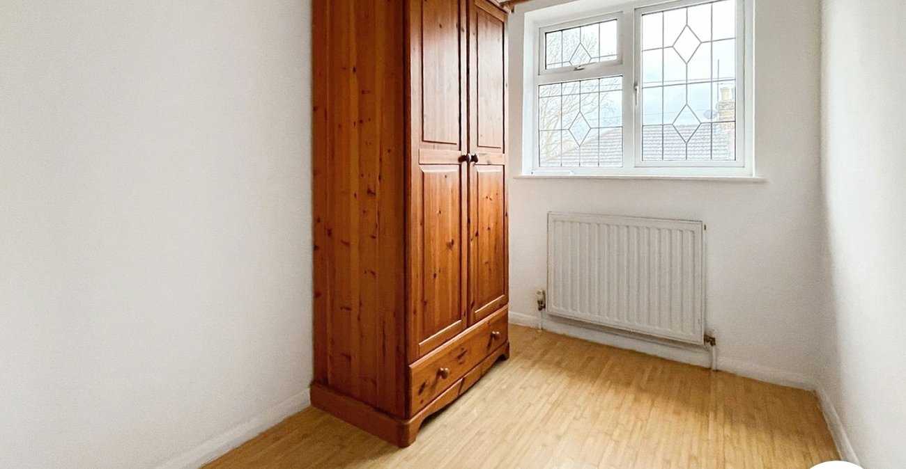 3 bedroom house to rent in Dartford | Robinson Jackson