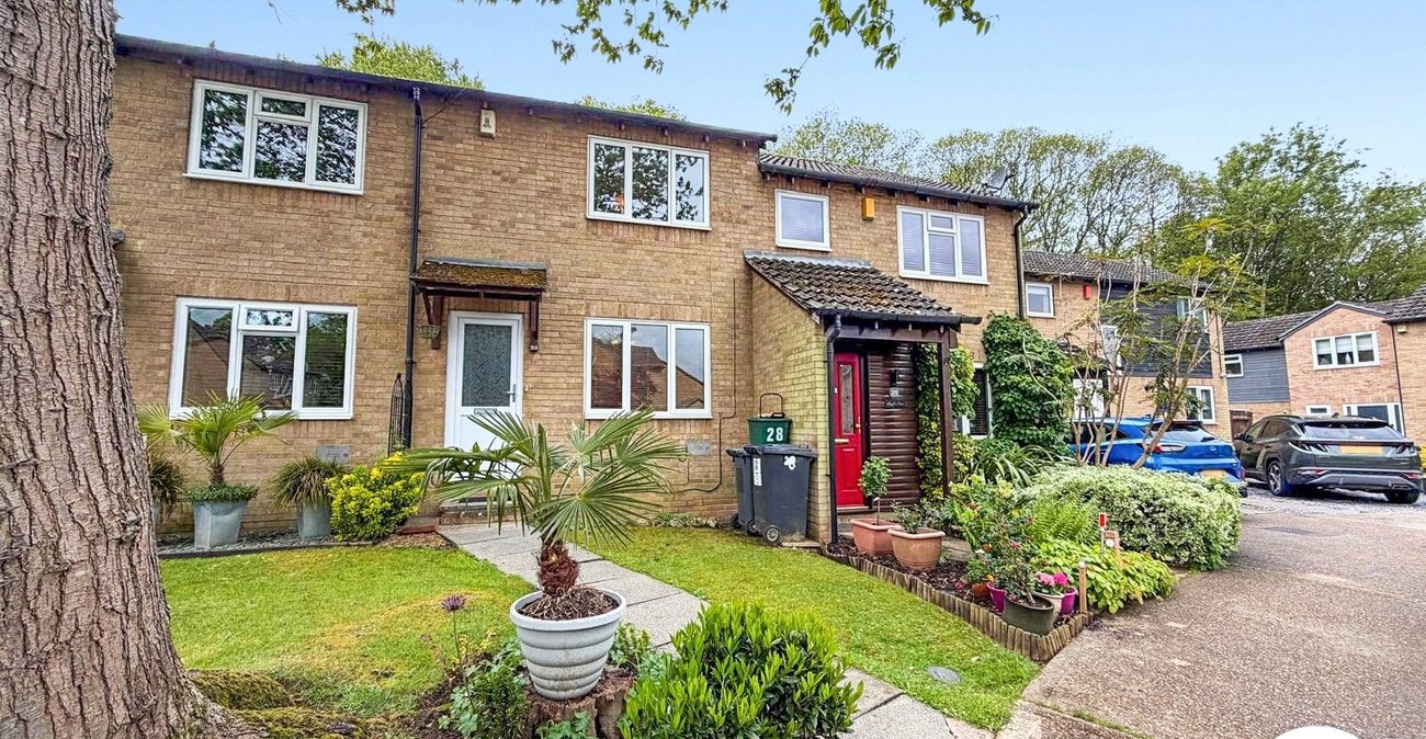 2 bedroom house to rent in Chatham | Robinson Michael & Jackson