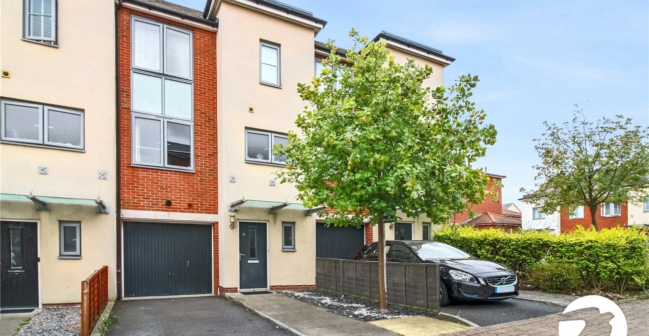 4 bedroom property to rent in Northfleet | Robinson Michael & Jackson
