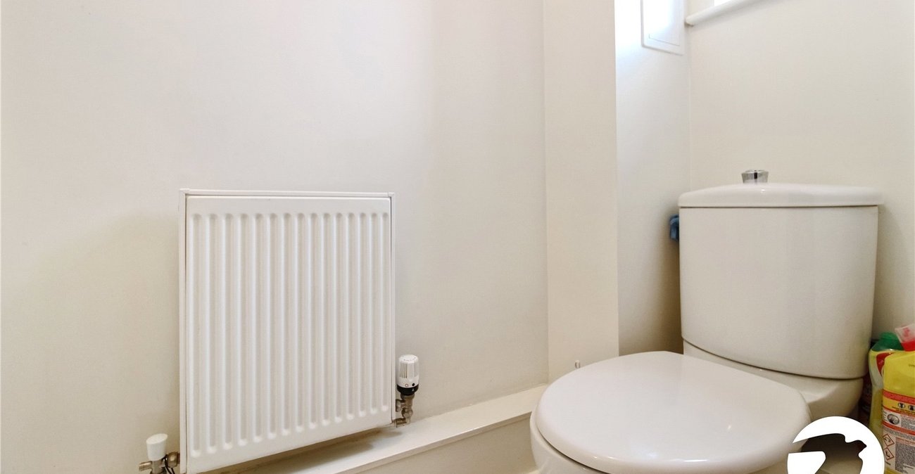 4 bedroom property to rent in Northfleet | Robinson Michael & Jackson
