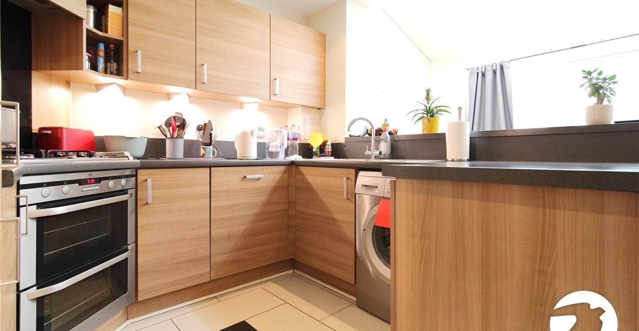 4 bedroom property to rent in Northfleet | Robinson Michael & Jackson