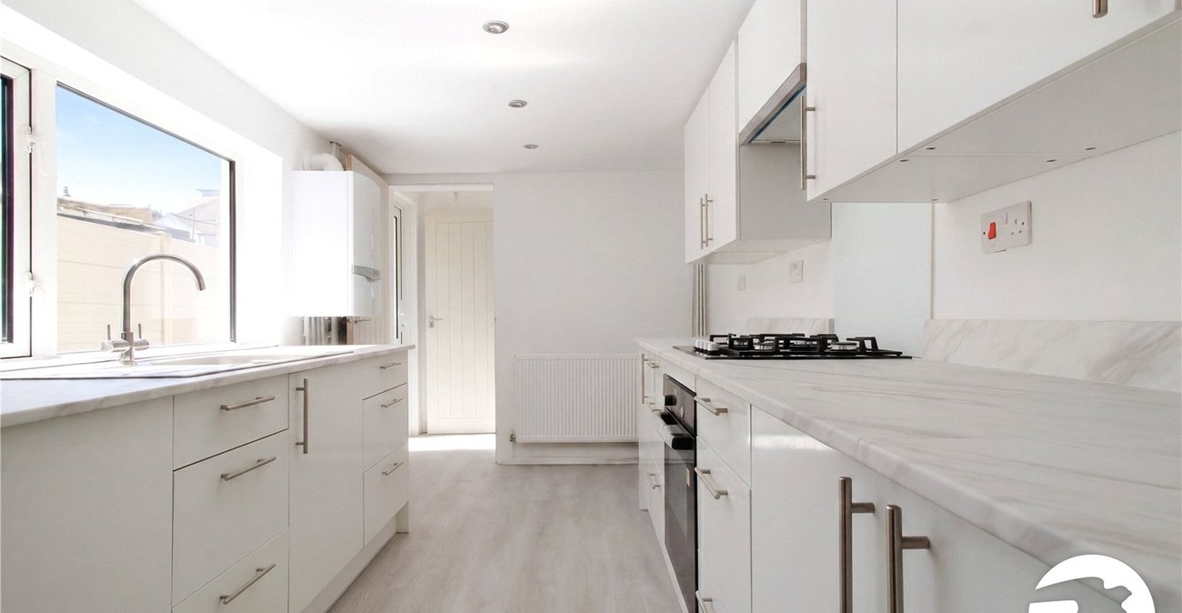 3 bedroom house to rent in Gravesend | Robinson Michael & Jackson